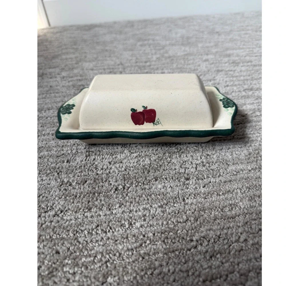 Noel Pie Plate Co Handpainted Ceramic Butter Dish Apple Motif Cream Green